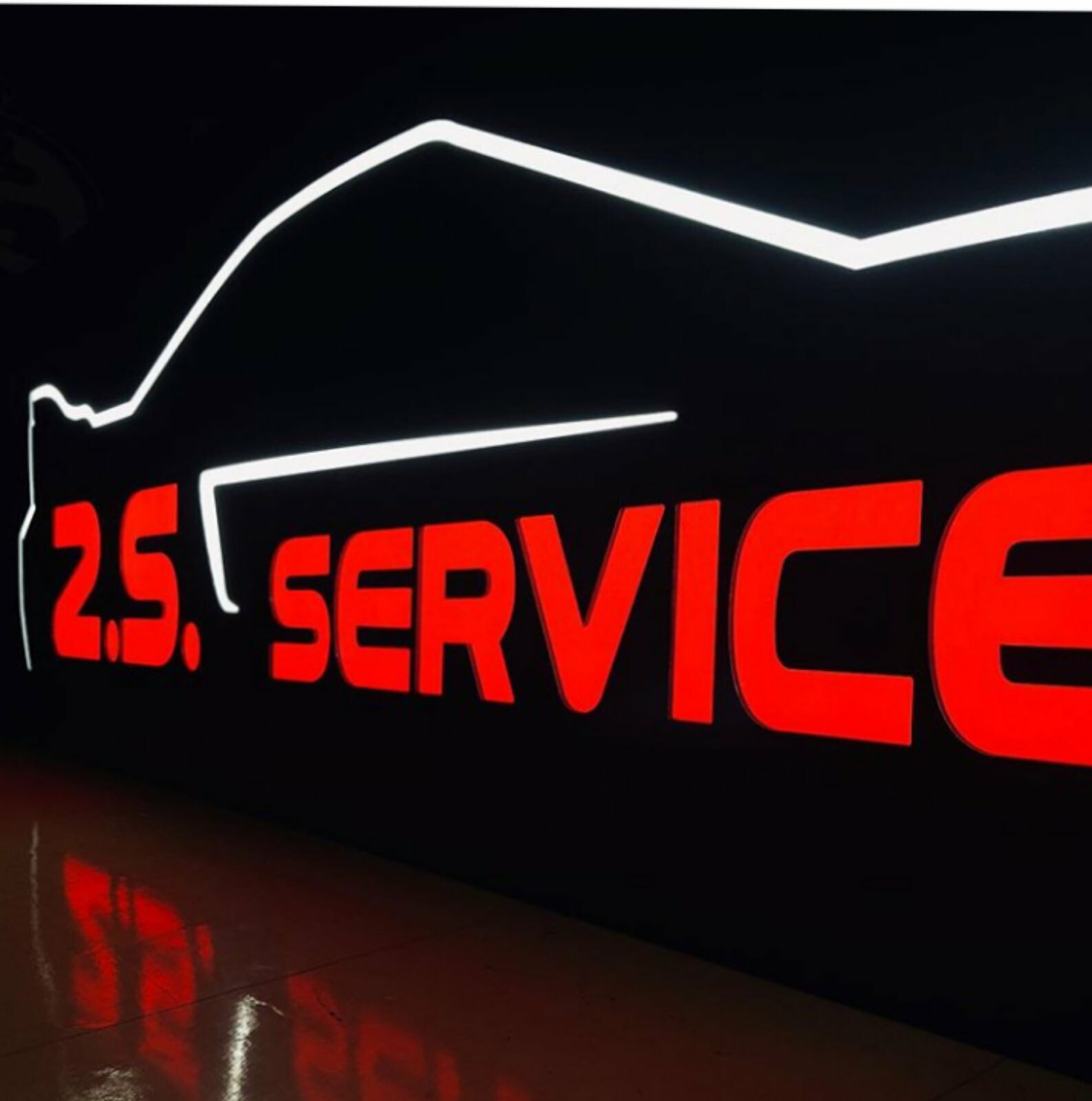 Вывеска 2.S.SERVICE